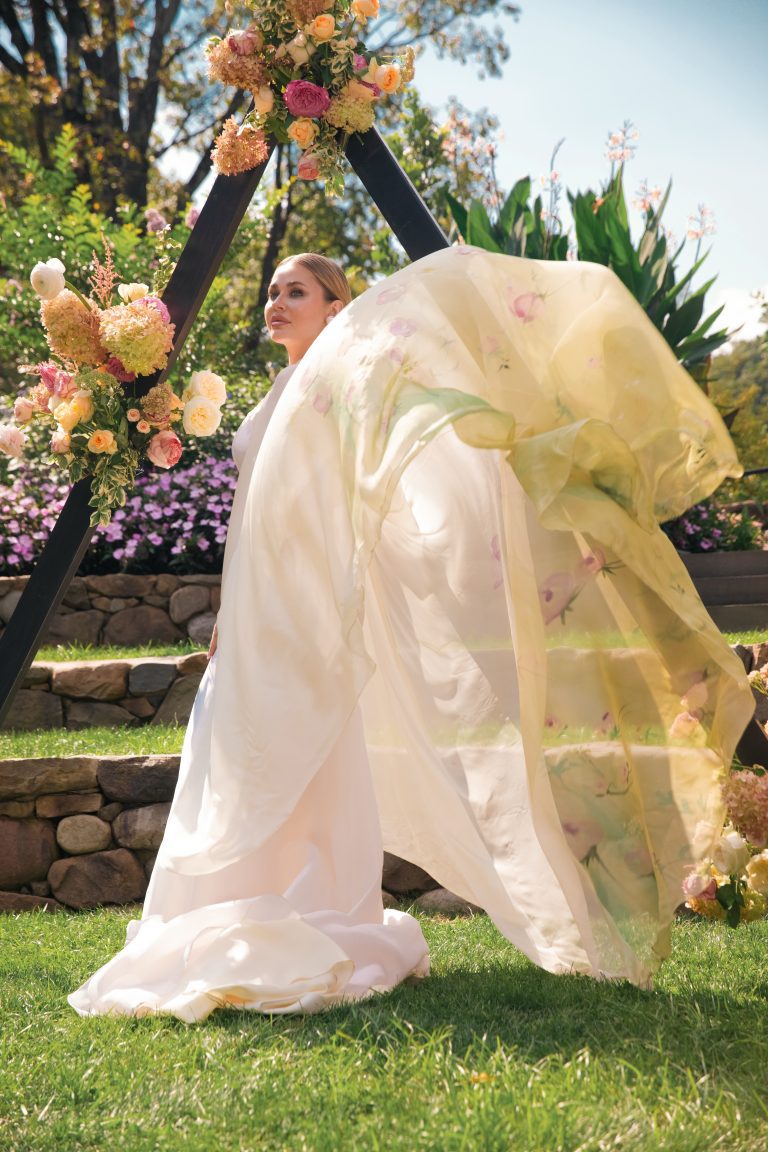 How to Stay Comfortable in Your Wedding Dress