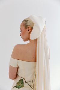 How to Select the Right Hair Accessories for Your Bridal Hairstyle